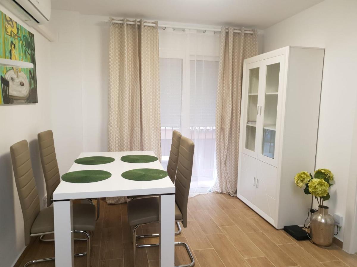 Апартаменты Apartamento Delux Бенидорм Экстерьер фото