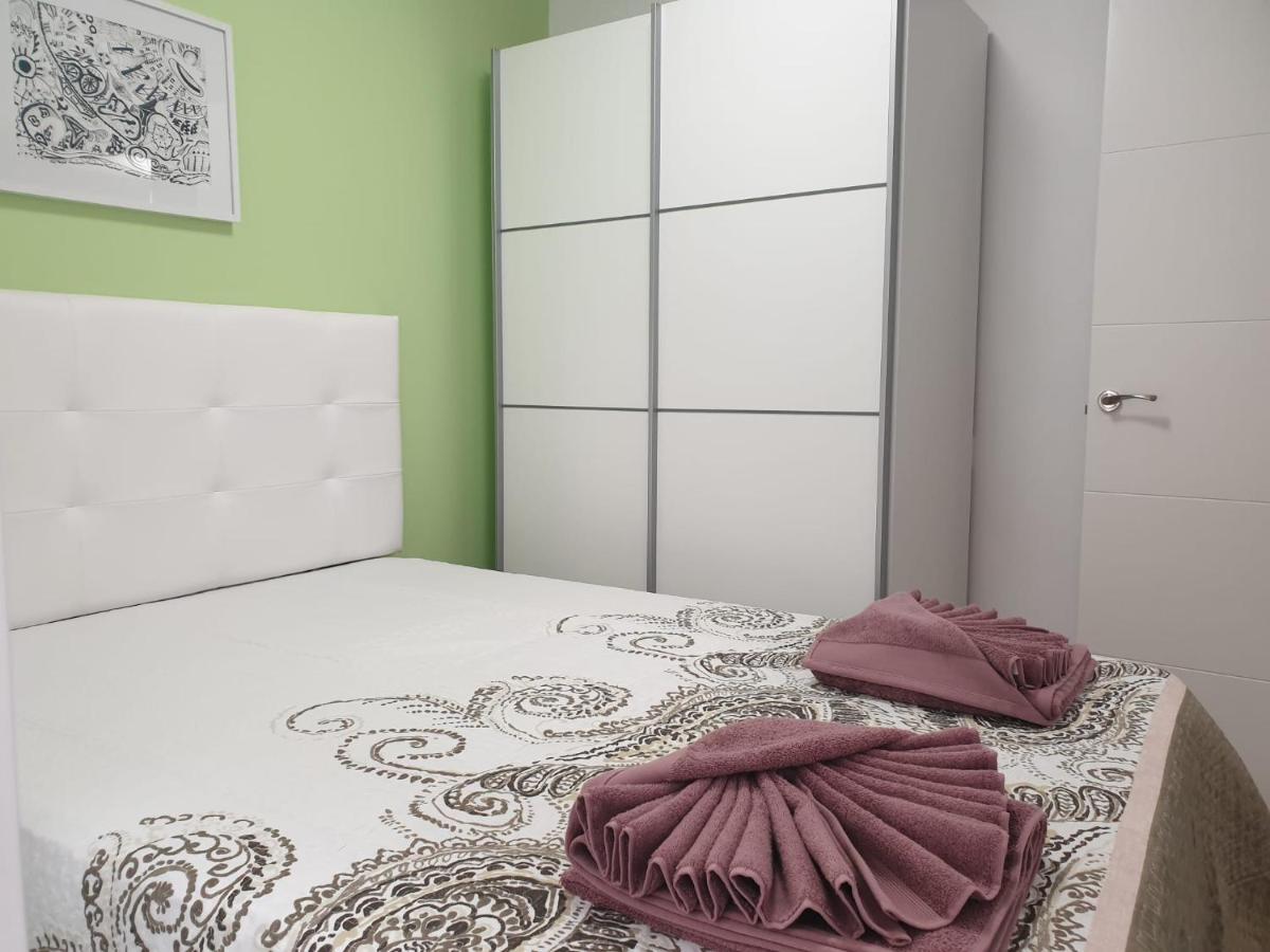 Апартаменты Apartamento Delux Бенидорм Экстерьер фото