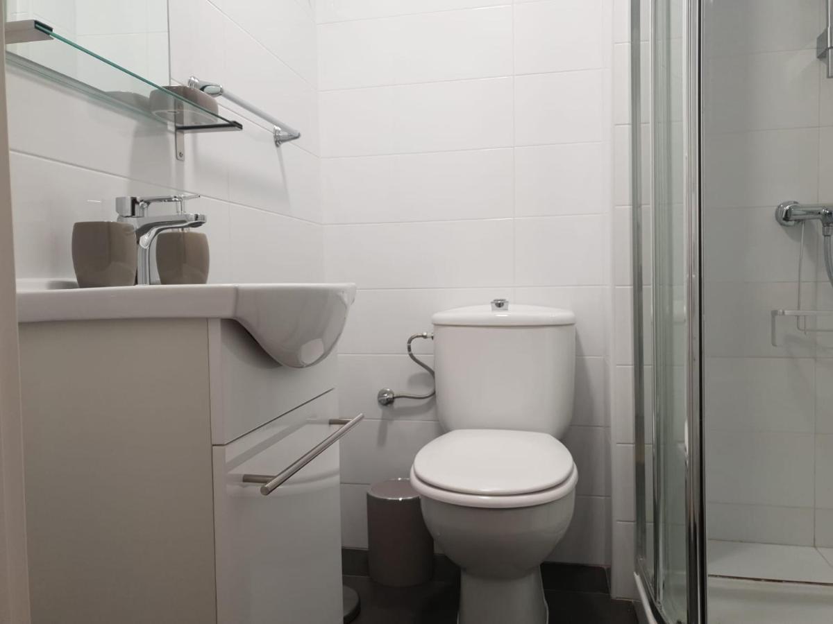 Апартаменты Apartamento Delux Бенидорм Экстерьер фото