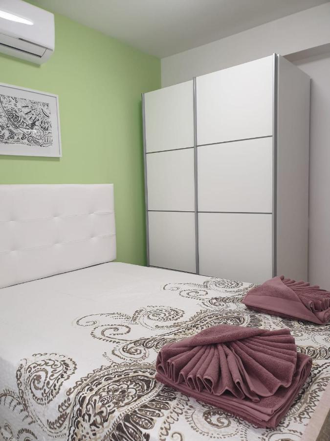 Апартаменты Apartamento Delux Бенидорм Экстерьер фото