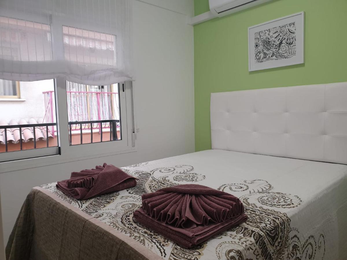 Апартаменты Apartamento Delux Бенидорм Экстерьер фото